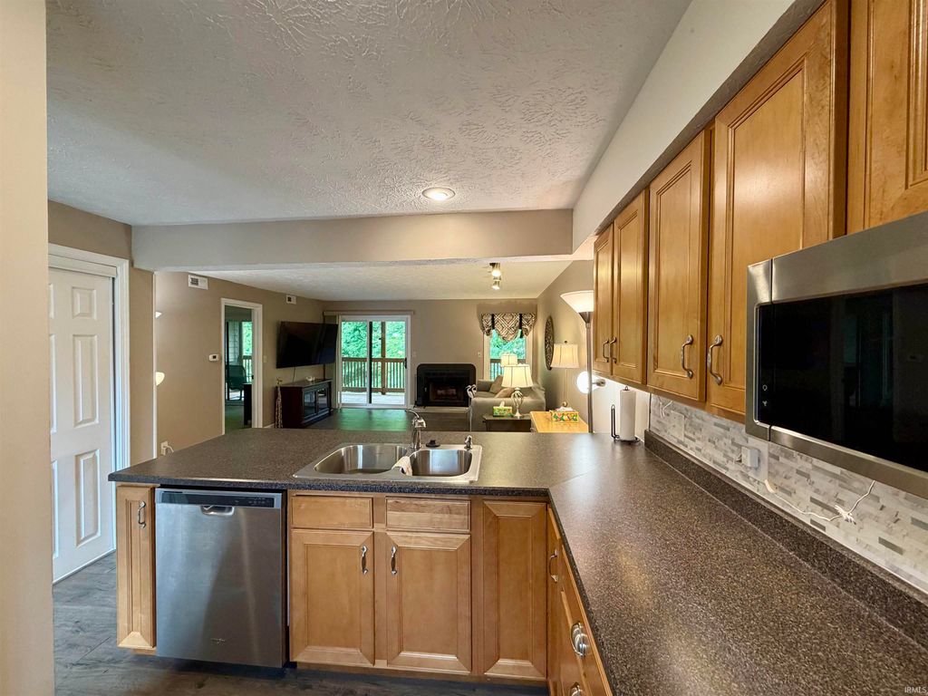 Photo of 9632 S Lake Ridge Drive, Bloomington, IN 47401 (MLS # 202621138)
