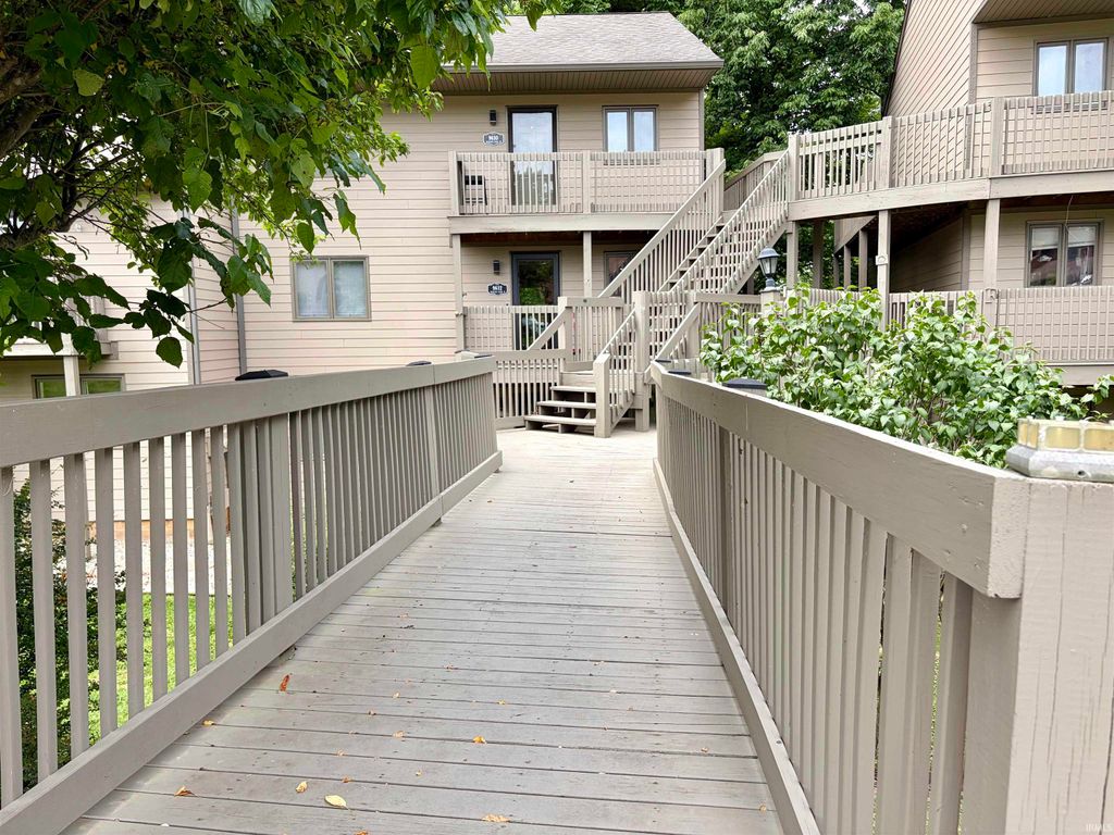 Photo of 9632 S Lake Ridge Drive, Bloomington, IN 47401 (MLS # 202621138)