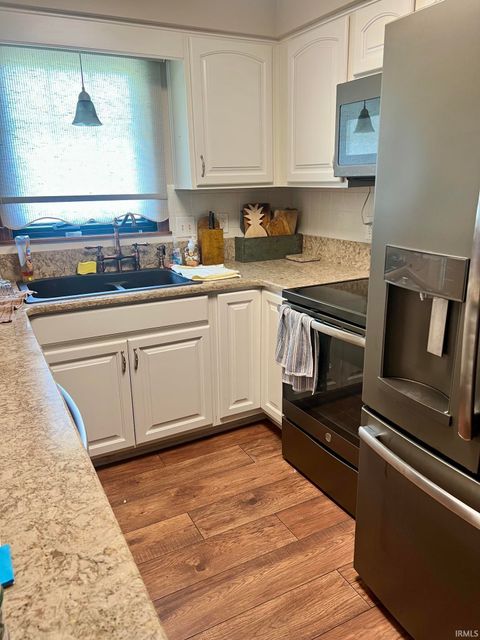 Tiny photo for 2714 Executive Court, Kokomo, IN 46902 (MLS # 202620032)