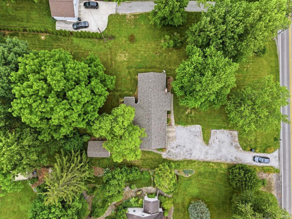Photo of 8732 Winchester Road, Fort Wayne, IN 46819 (MLS # 202624308)
