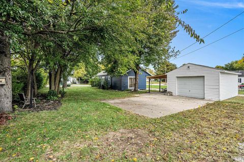 Tiny photo for 125 E Omer Avenue, Mishawaka, IN 46545 (MLS # 202544062)