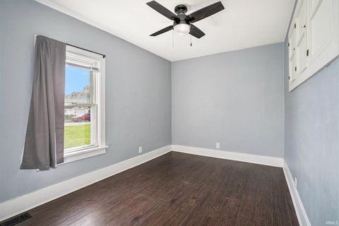 Tiny photo for 125 E Omer Avenue, Mishawaka, IN 46545 (MLS # 202544062)