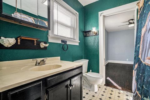 Tiny photo for 125 E Omer Avenue, Mishawaka, IN 46545 (MLS # 202544062)