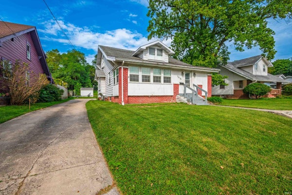 1515 N WALNUT ST, MUNCIE, IN 47303 - Image e00a2f3ae61b0e46c85f01baa25e3d3c/1797207576