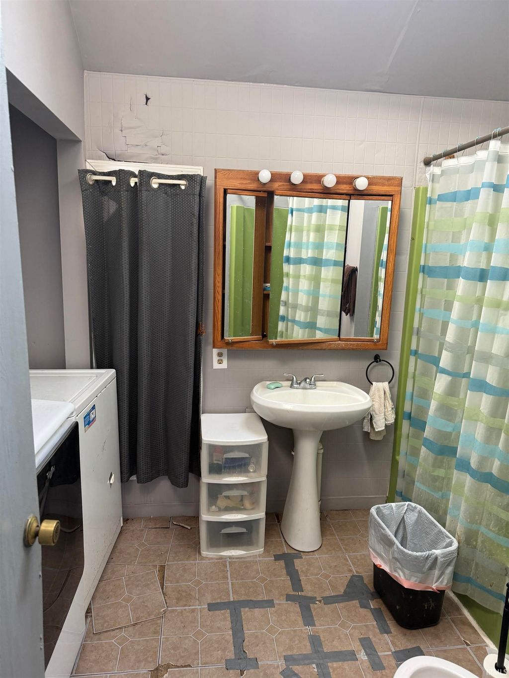 Photo of 6711 Sharon Road, Newburgh, IN 47630 (MLS # 202600529)