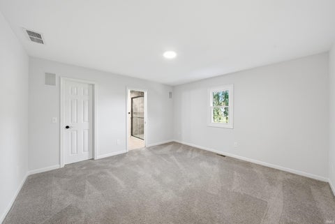 Tiny photo for 10905 Trailwood Lane, New Haven, IN 46774 (MLS # 202642181)