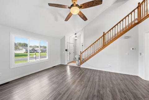 Tiny photo for 10905 Trailwood Lane, New Haven, IN 46774 (MLS # 202642181)