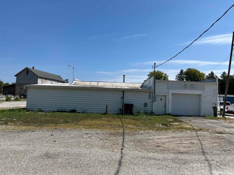 Tiny photo for 315 N Jefferson Street, Converse, IN 46919 (MLS # 202637919)