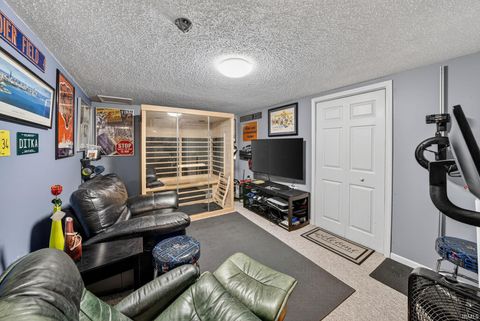 Tiny photo for 18101 Burton Drive, South Bend, IN 46637 (MLS # 202618541)