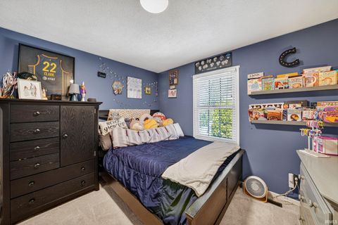 Tiny photo for 18101 Burton Drive, South Bend, IN 46637 (MLS # 202618541)