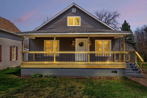 Photo of 307 S Park Street, Rensselaer, IN 47978 (MLS # 202612501)