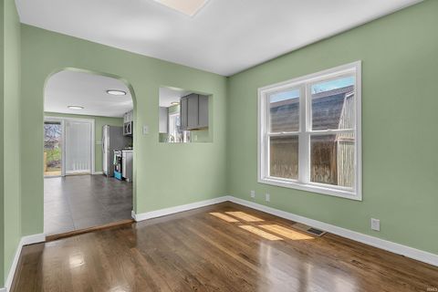 Tiny photo for 307 S Park Street, Rensselaer, IN 47978 (MLS # 202612501)