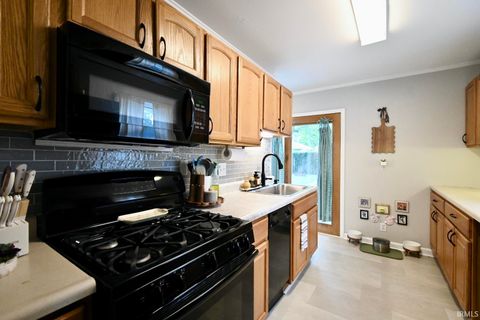 Tiny photo for 1209 S 14th Street, Lafayette, IN 47905 (MLS # 202625723)