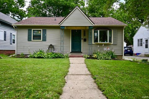 Photo of 1209 S 14th Street, Lafayette, IN 47905 (MLS # 202625723)
