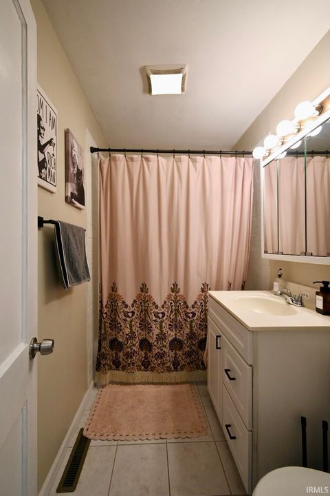Tiny photo for 1209 S 14th Street, Lafayette, IN 47905 (MLS # 202625723)