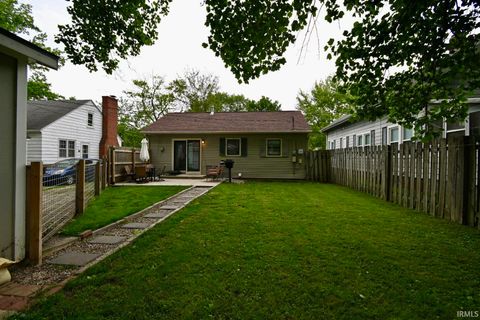 Tiny photo for 1209 S 14th Street, Lafayette, IN 47905 (MLS # 202625723)