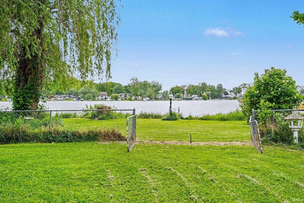 Photo of 50697 E Indiana Lake Drive, Bristol, IN 46507 (MLS # 202619847)