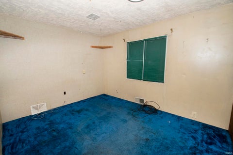 Tiny photo for 55452 Mayflower RD, South Bend, IN 46628 (MLS # 202633636)