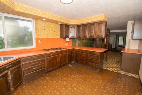 Tiny photo for 55452 Mayflower RD, South Bend, IN 46628 (MLS # 202633636)