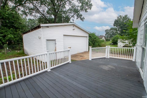 Tiny photo for 55452 Mayflower RD, South Bend, IN 46628 (MLS # 202633636)