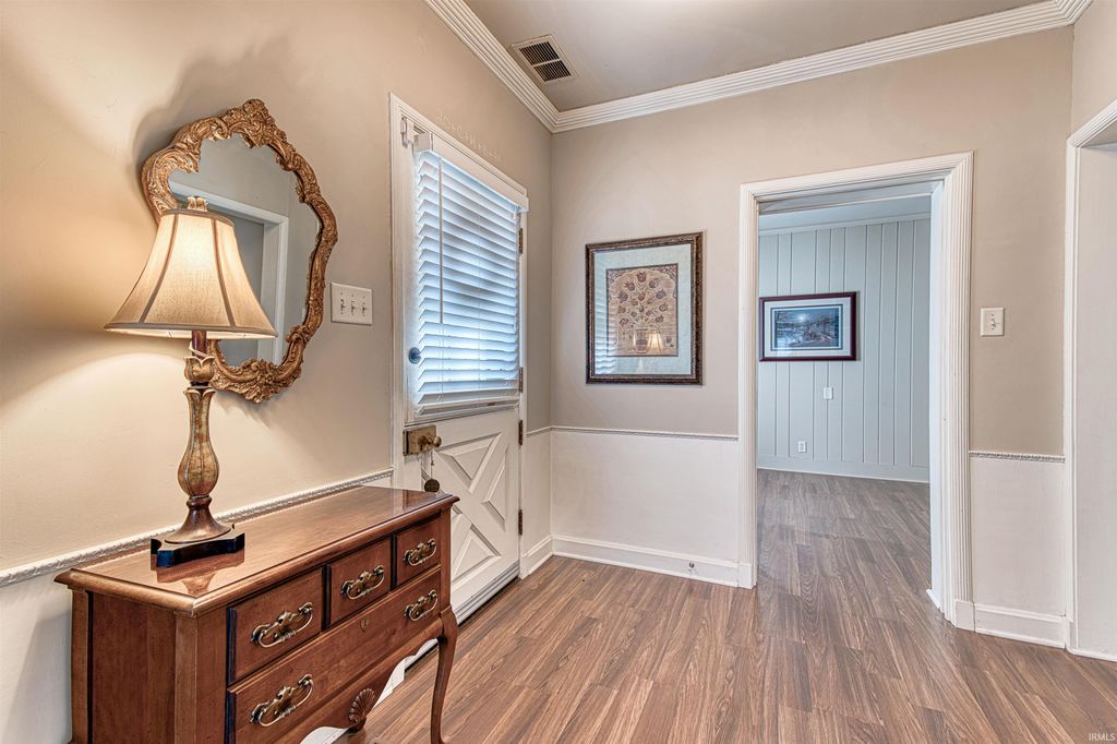 Photo of 3000 E Blackford Avenue, Evansville, IN 47714 (MLS # 202600818)