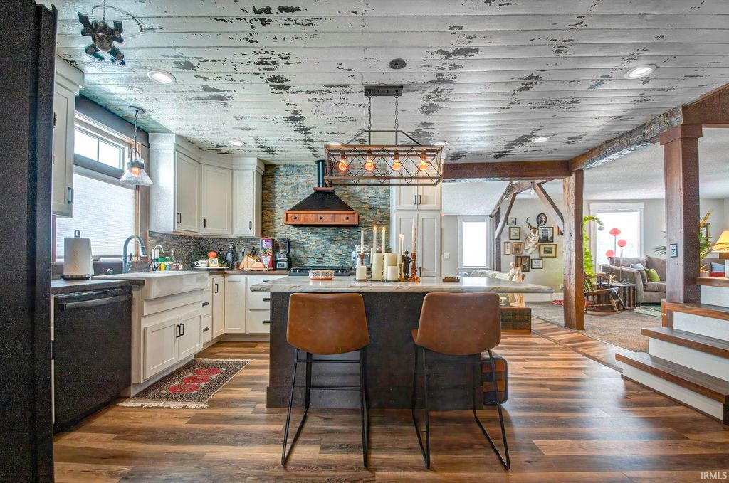 Photo of 7012 S SR 1 Road, Bluffton, IN 46714 (MLS # 202603126)