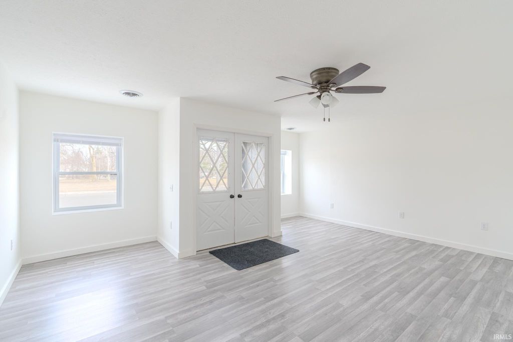 Photo of 607 E Main Street, Medaryville, IN 47957 (MLS # 202605900)