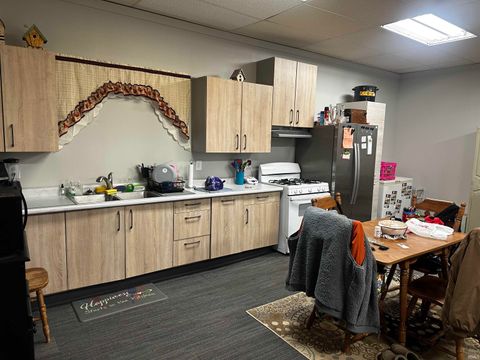 Tiny photo for 105 W 8th Street, Burlington, IN 46915 (MLS # 202546514)