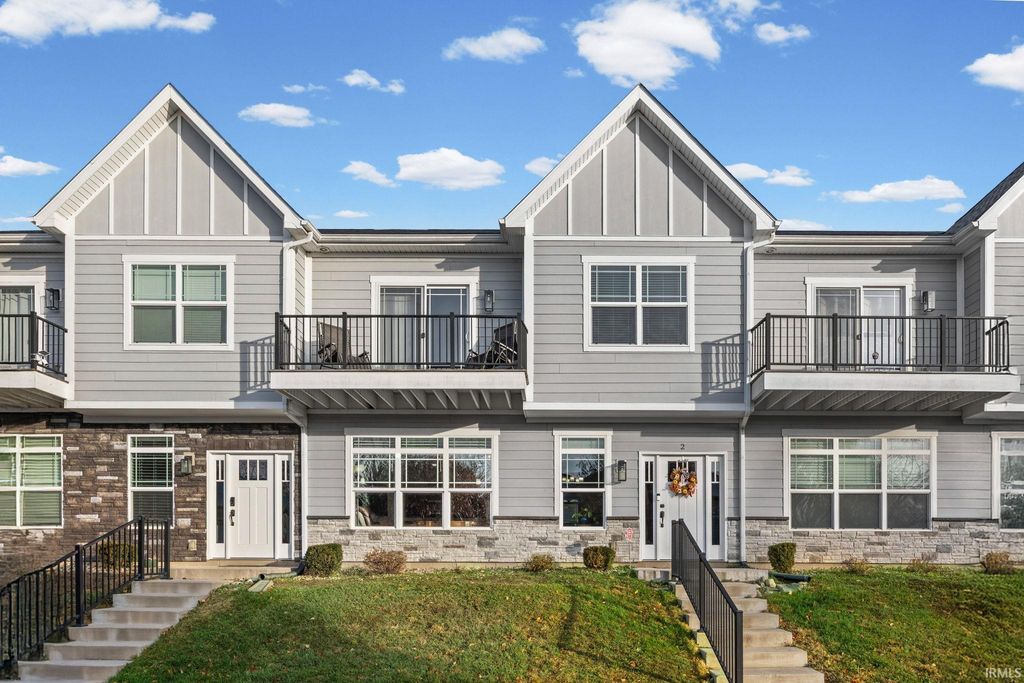 Photo of 416 Catherwood Drive Unit 2 Dr, West Lafayette, IN 47906 (MLS # 202547286)