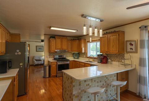 Tiny photo for 2770 S Crestview Drive, Winamac, IN 46996 (MLS # 202614998)