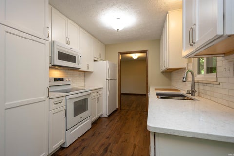 Tiny photo for 2216 Alpena Court, Lafayette, IN 47905 (MLS # 202625186)