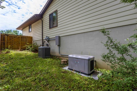 Tiny photo for 2216 Alpena Court, Lafayette, IN 47905 (MLS # 202625186)