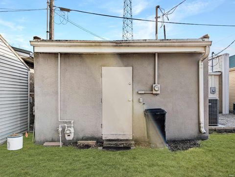 Tiny photo for 57 N Plank Street, Rossville, IN 46065 (MLS # 202606255)