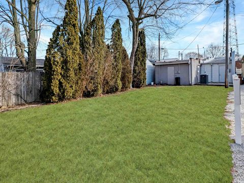 Tiny photo for 57 N Plank Street, Rossville, IN 46065 (MLS # 202606255)