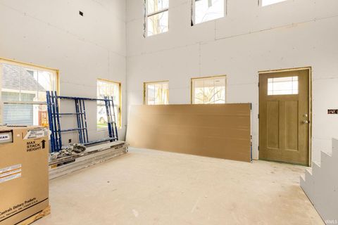 Tiny photo for 416 N Arthur Street, South Bend, IN 46617 (MLS # 202612695)