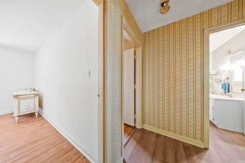 Tiny photo for 810 Plaza Drive, Evansville, IN 47715 (MLS # 202618364)