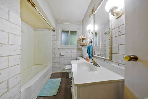 Tiny photo for 810 Plaza Drive, Evansville, IN 47715 (MLS # 202618364)