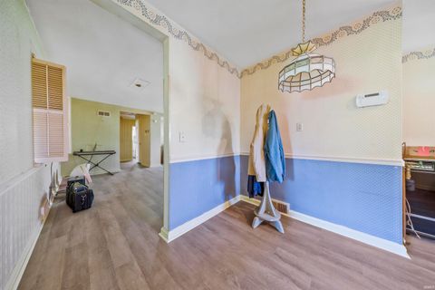 Tiny photo for 810 Plaza Drive, Evansville, IN 47715 (MLS # 202618364)