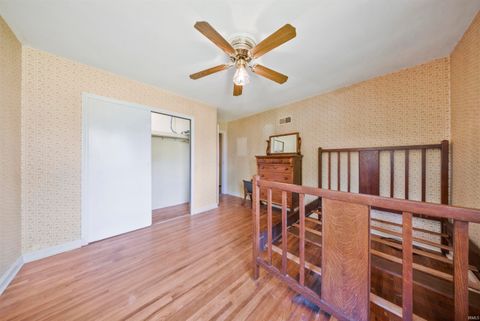 Tiny photo for 810 Plaza Drive, Evansville, IN 47715 (MLS # 202618364)