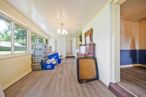 Tiny photo for 810 Plaza Drive, Evansville, IN 47715 (MLS # 202618364)