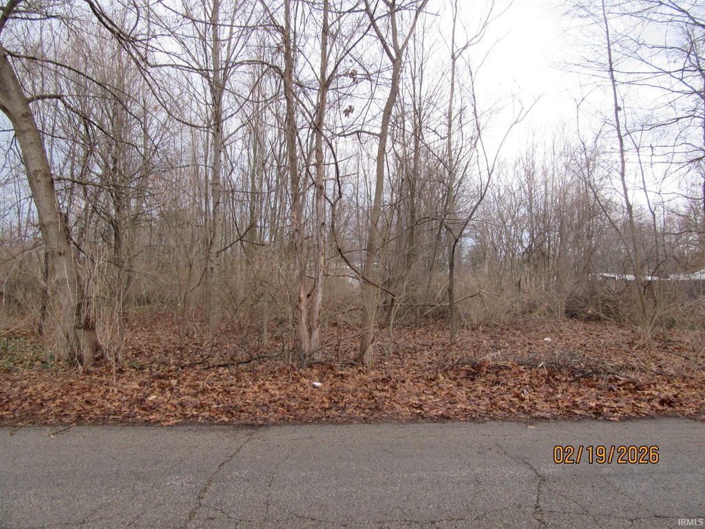 Photo of 00000 Oregon Avenue, Elkhart, IN 46516 (MLS # 202605199)