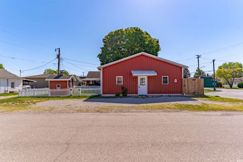 Photo of 102 N Elm Street, Fort Branch, IN 47648 (MLS # 202617980)
