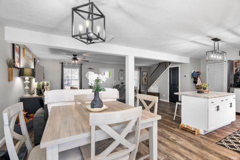Tiny photo for 402 E Monroe Street, Delphi, IN 46923 (MLS # 202619364)