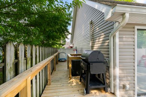 Tiny photo for 402 E Monroe Street, Delphi, IN 46923 (MLS # 202619364)