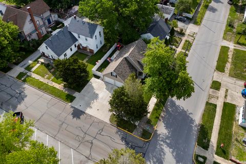 Tiny photo for 402 E Monroe Street, Delphi, IN 46923 (MLS # 202619364)