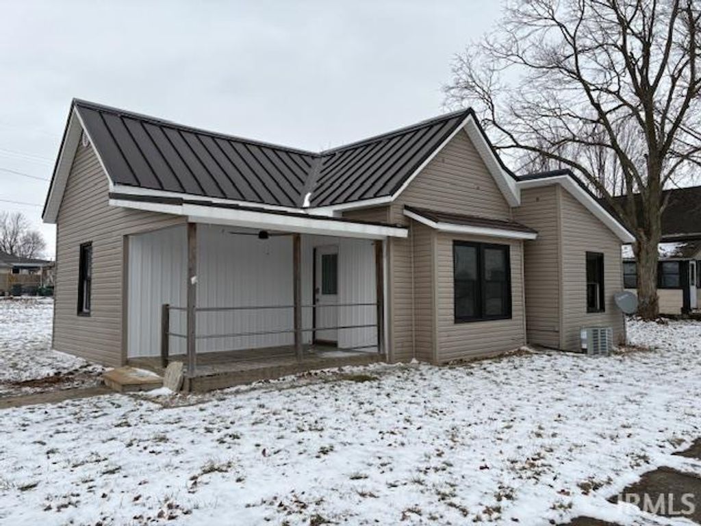 Photo of 200 N Long Street, Eaton, IN 47338 (MLS # 202601779)