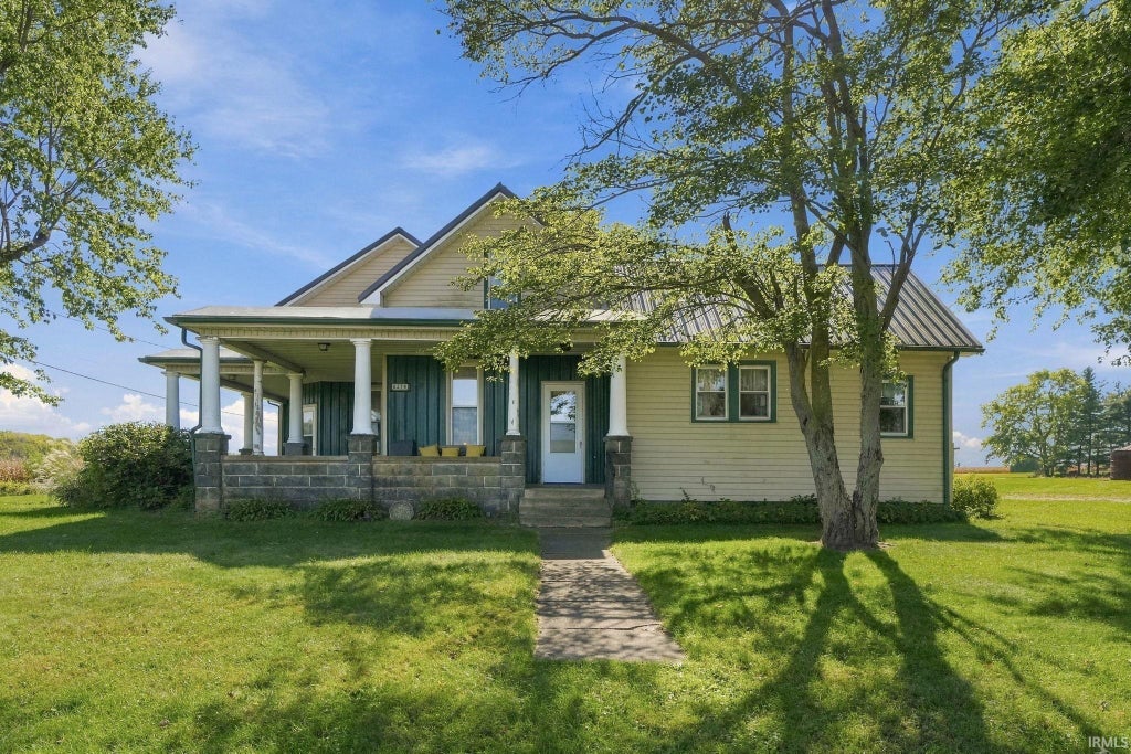 Photo of 6374 S Beaver Dam Road, Claypool, IN 46510 (MLS # 202642867)