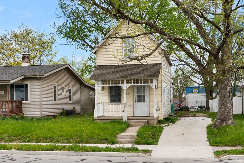 Photo of 3106 Kossuth Street, Lafayette, IN 47904 (MLS # 202613371)