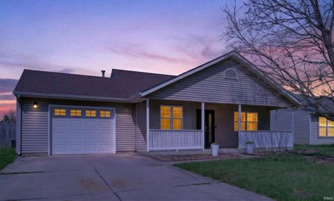 Photo of 28 GOLDENROD Court, Lafayette, IN 47909 (MLS # 202612773)