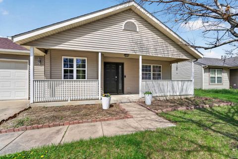 Tiny photo for 28 GOLDENROD Court, Lafayette, IN 47909 (MLS # 202612773)